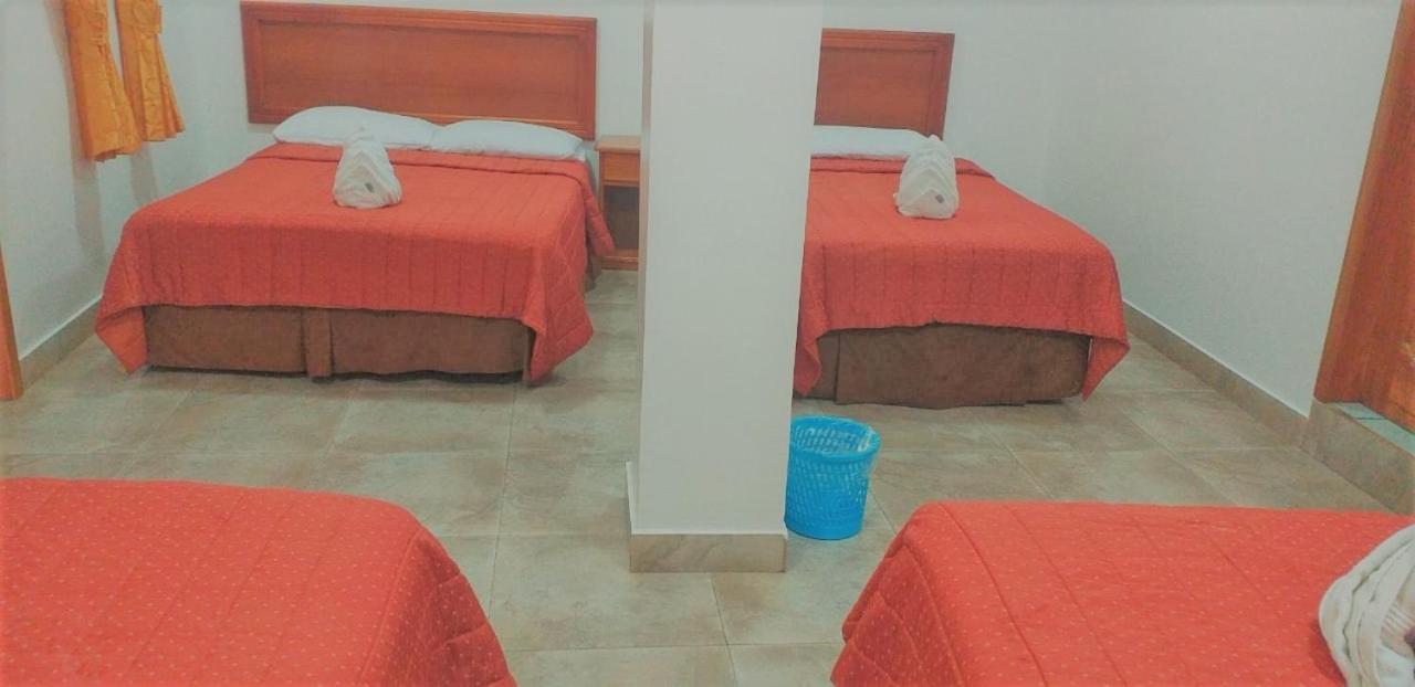 Hostal Espana Puerto Ayora  Εξωτερικό φωτογραφία