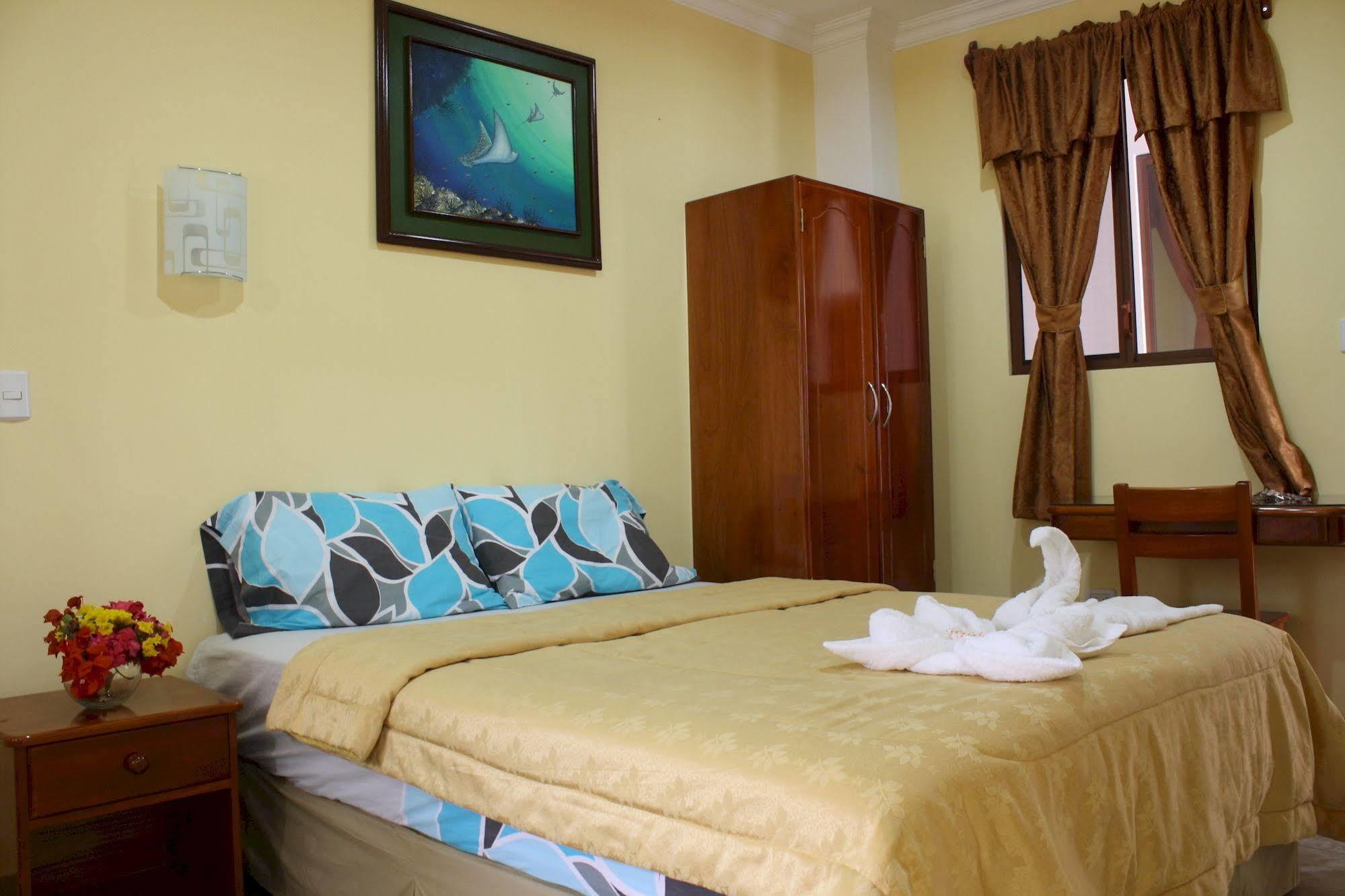 Hostal Espana Puerto Ayora  Εξωτερικό φωτογραφία