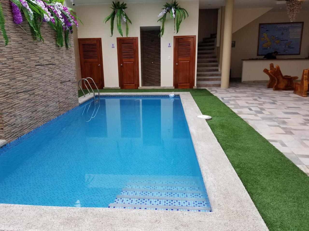 Hostal Espana Puerto Ayora  Εξωτερικό φωτογραφία