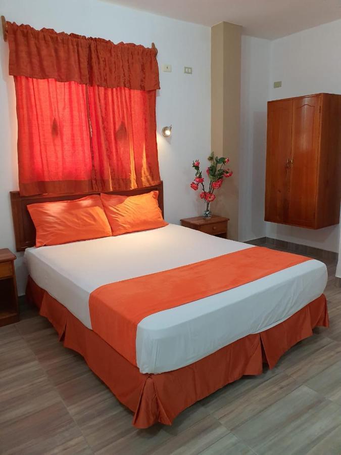 Hostal Espana Puerto Ayora  Εξωτερικό φωτογραφία